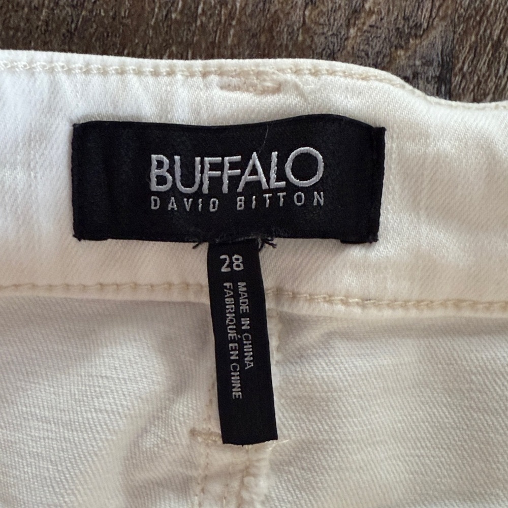 Buffalo | Leigh - Hi Rise Wide Leg Crop Jeans - Picture 6 of 10